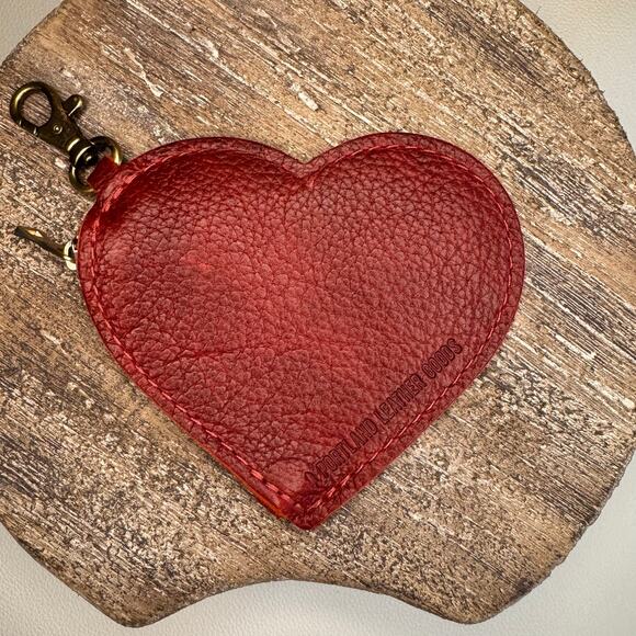 Portland Leather Heart Keychain Pouch FAST SHIP CHILI RED Heart NEW - Picture 1 of 3